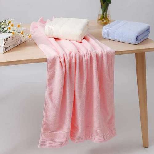 品牌旗下主要產品:服裝; 嬰兒全套衣;帽子;襪;圍巾;紡織織物;棉織品
